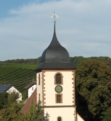 Neipperg Kirche vom Schloßberg